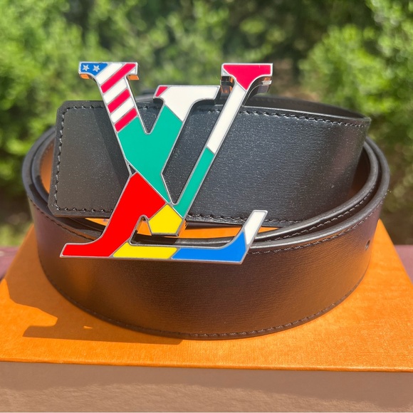 LOUIS VUITTON NEW BLACK LEATHER BELT WITH FLAG COLORFULL BUCKLE SIZE 100 - Picture 13 of 16